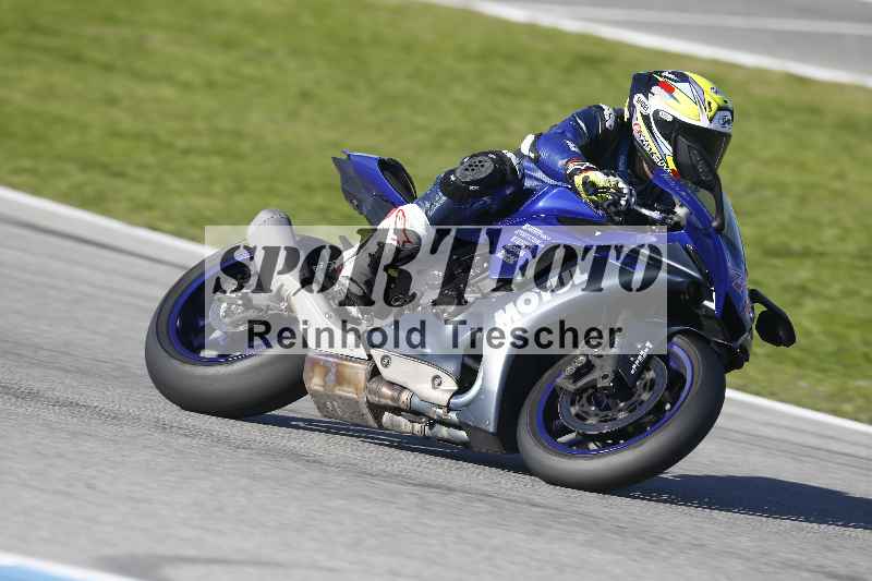 Archiv-2025/02 28.-31.01.2025 Moto Center Thun Jerez/gruen-green/44